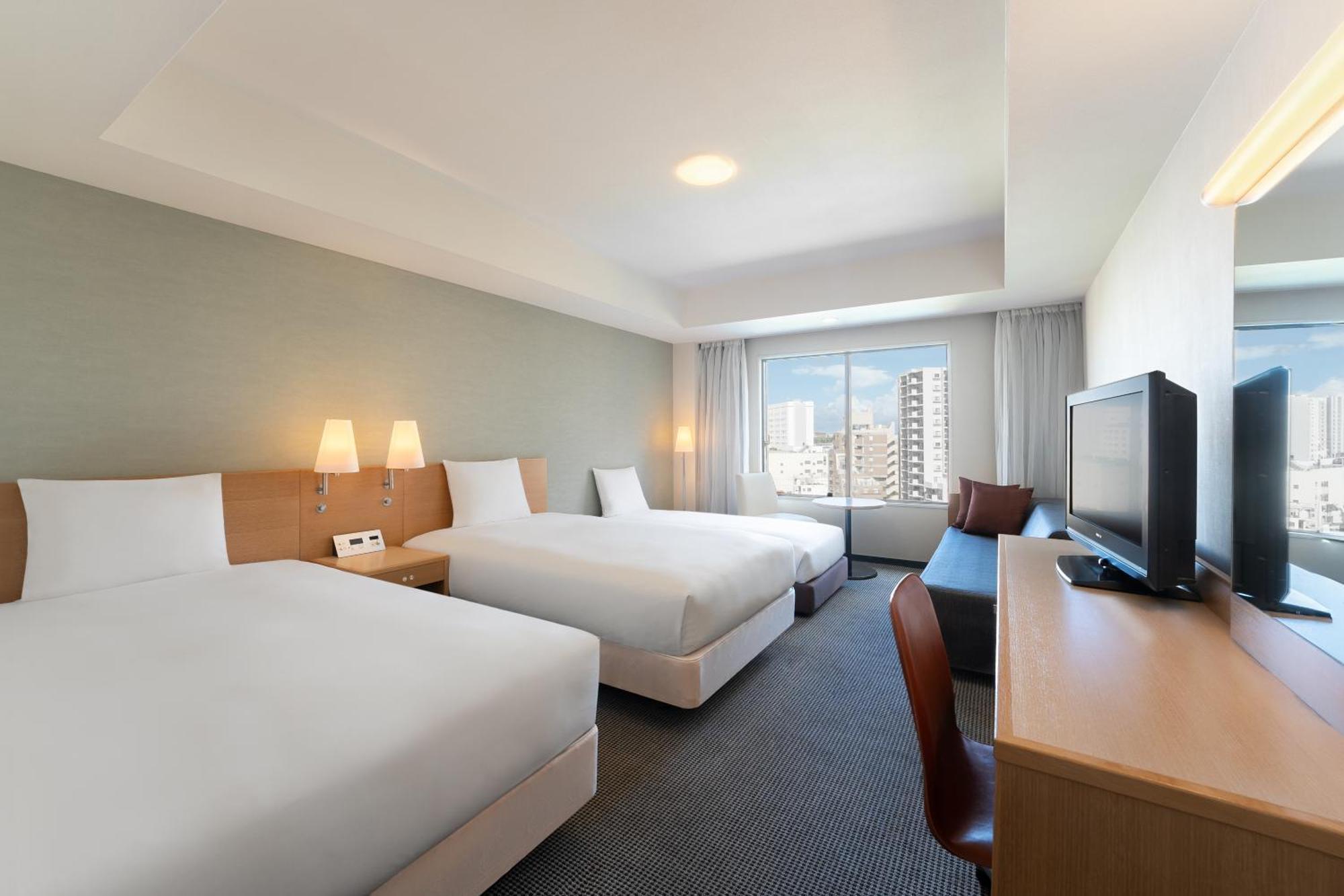 Okinawa Harborview Hotel Naha Bagian luar foto