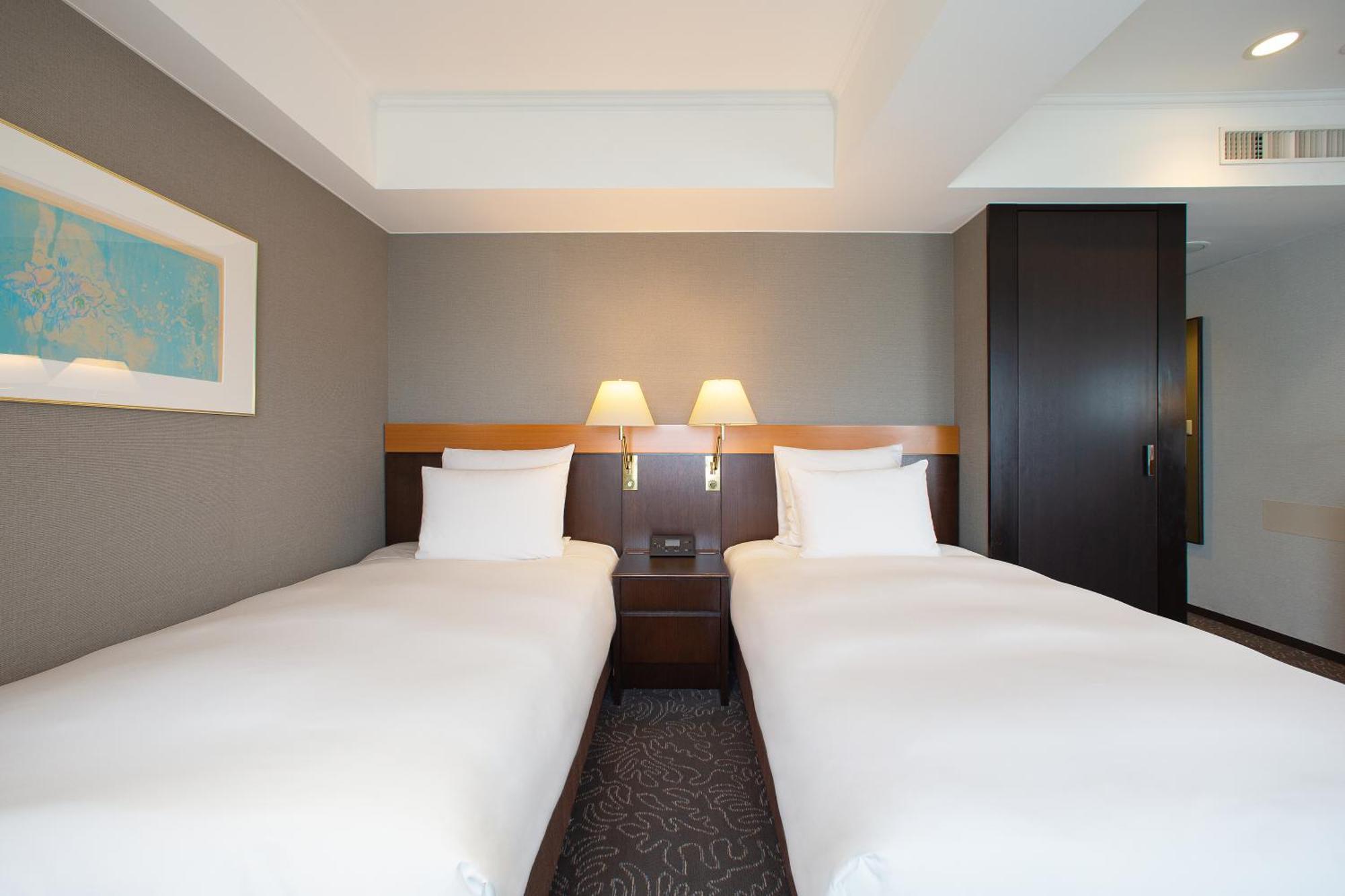 Okinawa Harborview Hotel Naha Bagian luar foto
